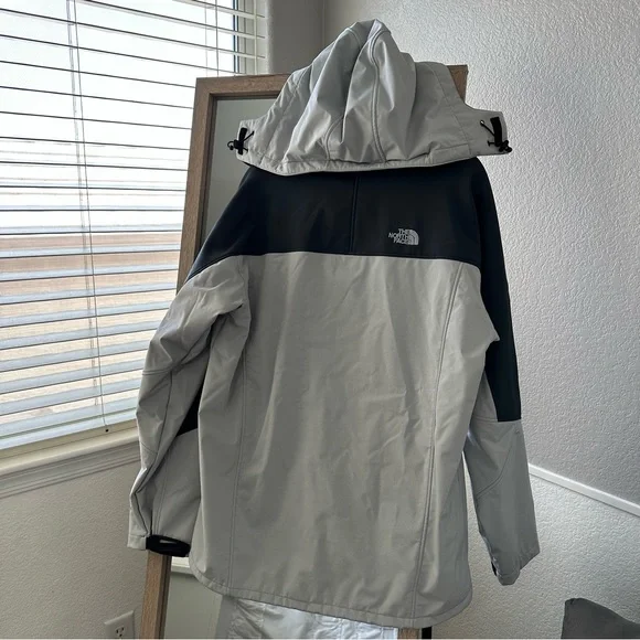 The North Face Summit Series Gore Tex Outview Jacket - Picture 14 of 15